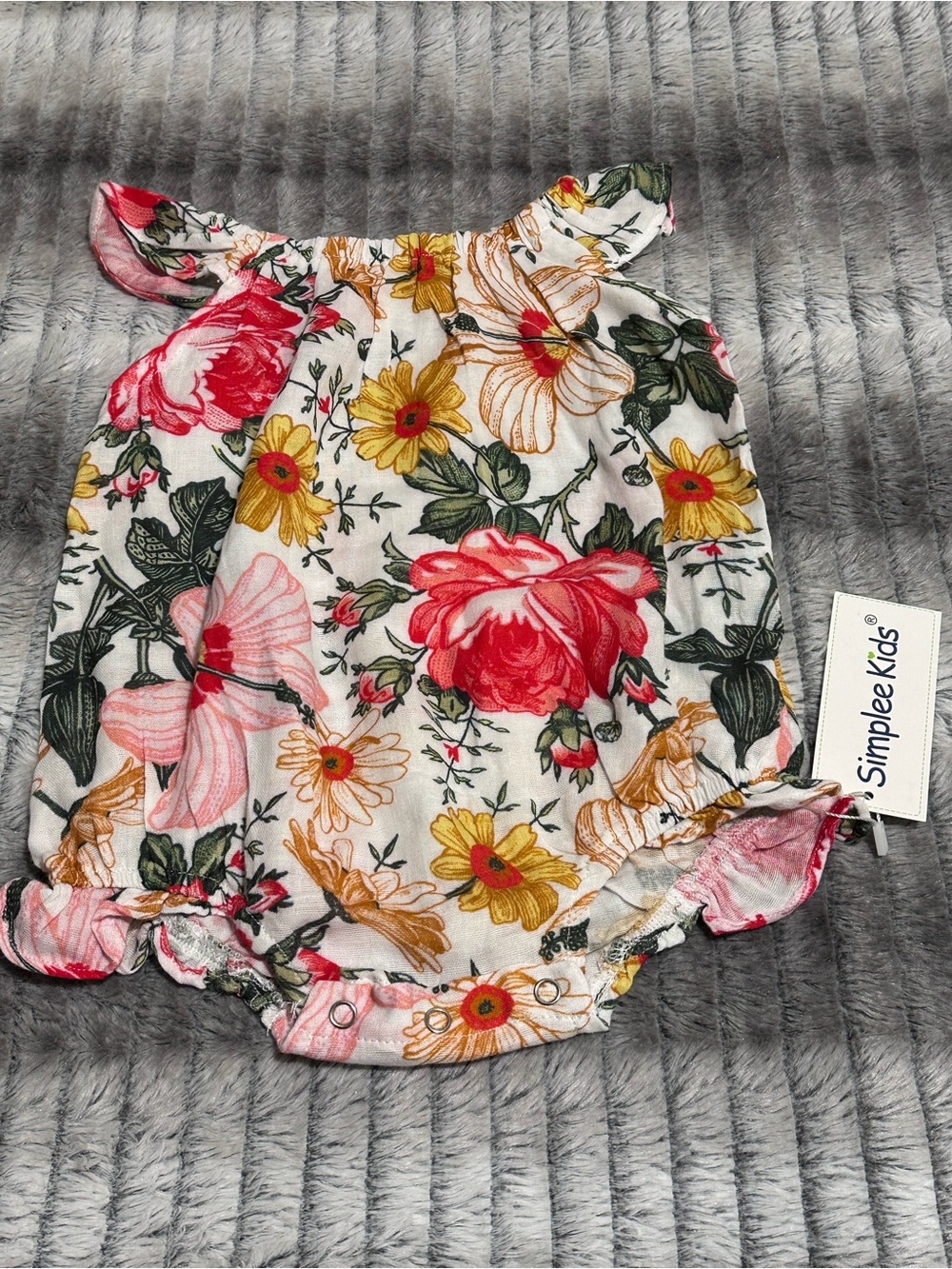 NEW SimpleeKids Floral Print Summer Outfit 
Size 12 months